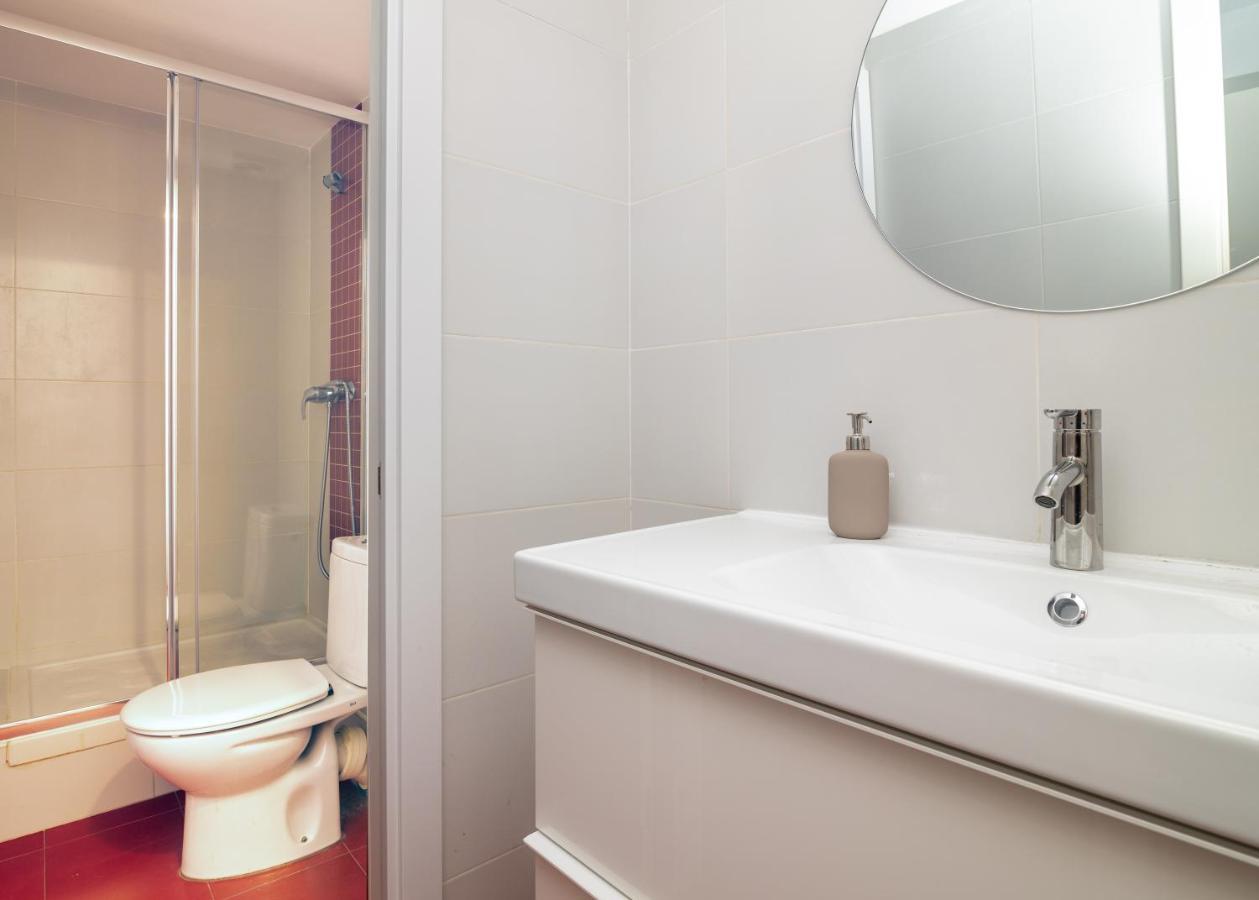 Barcelona Apartments In Born Ngoại thất bức ảnh