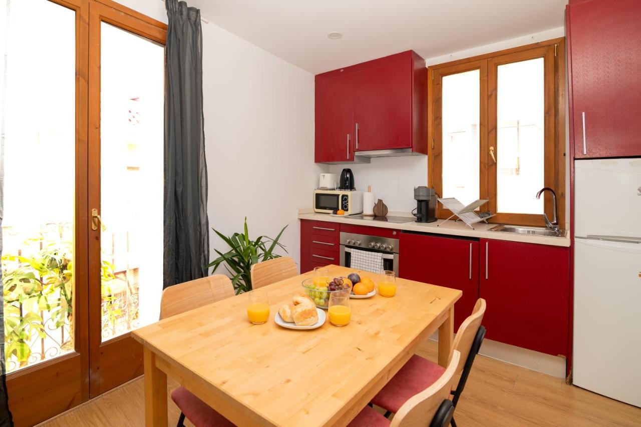 Barcelona Apartments In Born Ngoại thất bức ảnh