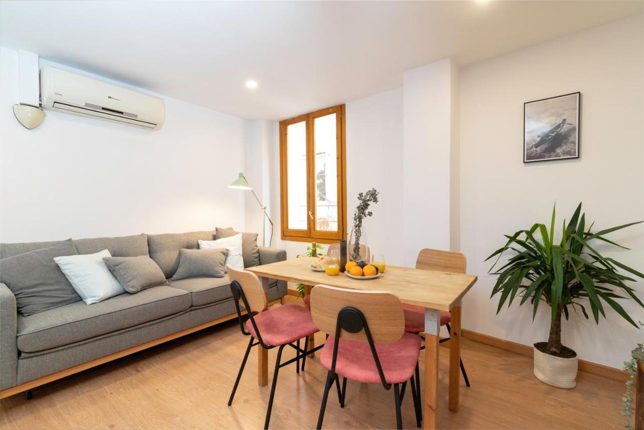 Barcelona Apartments In Born Ngoại thất bức ảnh
